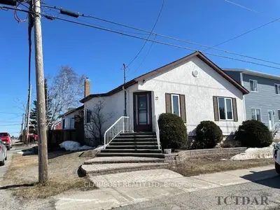 72 Wende Avenue, Timmins, On P4n 3e2