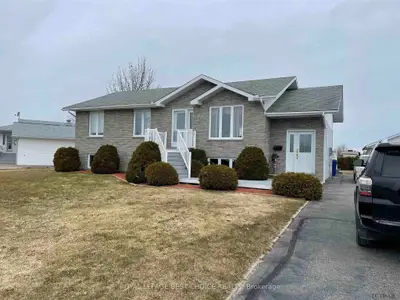 88 Zetta Court, Temiskaming Shores, On P0j 1p0