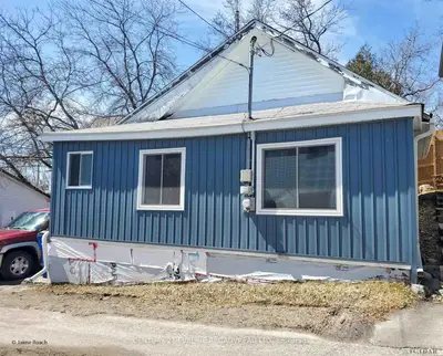 24 Baker Street, Cobalt, On P0j 1c0