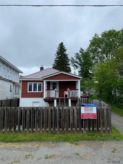 6 Brown Avenue, Kirkland Lake, On P2n 1l2