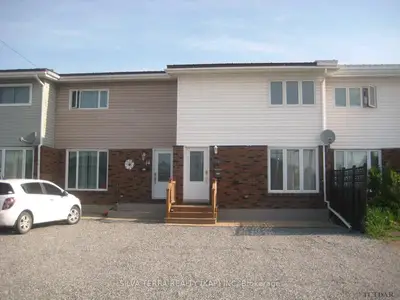 16 Macdonald Street, Kapuskasing, On P5n 2y8