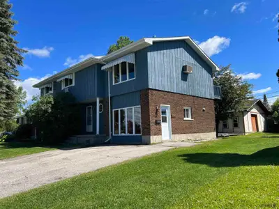 31 Seaborne Crescent, Kapuskasing, On P5n 1l8