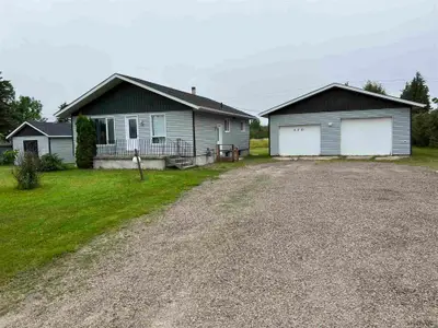 370 Government Road E, Kapuskasing, On P5n 2x7