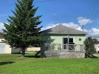 2 Tremblay Street, Kapuskasing, On P5n 2t7
