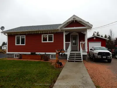 27 Fourth Street E, Elk Lake, On P0j 1g0