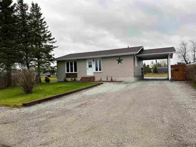 23 Murray Street, Kapuskasing, On P5n 3b1
