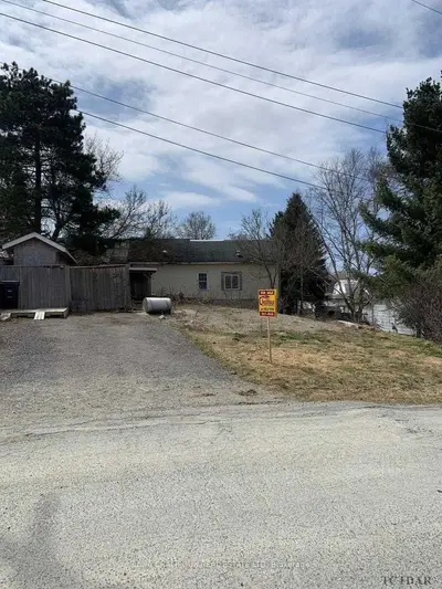 104 Second Street E, Kirkland Lake, On P2n 1r9