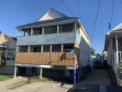 236 Commercial Avenue, Timmins, On P4n 2x4