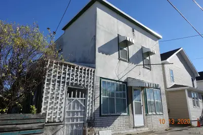9 Aura Lake Road, Timmins, On P0n 1g0