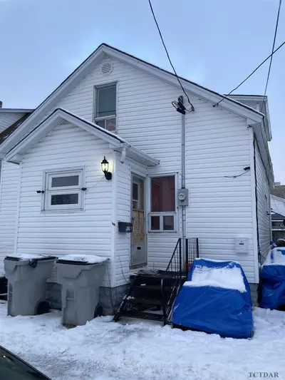 206-208 Balsam Street S, Timmins, On P4n 2e4
