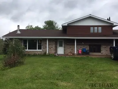 12 Pine Avenue, Smooth Rock Falls, On P0l 2b0