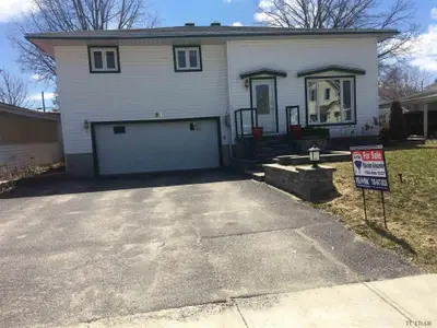 184 Farah Avenue, Temiskaming Shores, On P0j 1k0