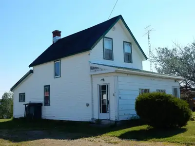 46 First Street, Elk Lake, On P0j 1g0
