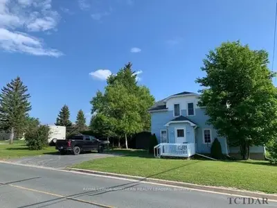 372 & 374 Fourth Street E, Cochrane, On P0l 1c0