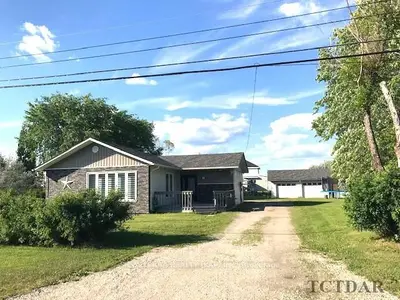 8 Deslauriers Street, Kapuskasing, On P0l 2g0