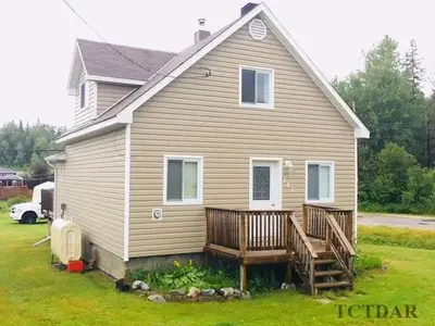 142 Third Avenue, Hornepayne, On P0l 1z0