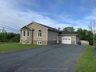 426 First Avenue, Cochrane, On P0l 1c0