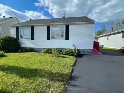 137 Pine Avenue E, Temiskaming Shores, On P0j 1p0