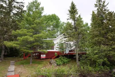 A1 Island Sesekinika, Grenfell, On P0k 1s0