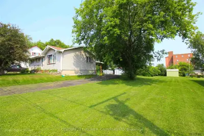 427 Albert Street, Temiskaming Shores, On P0j 1p0