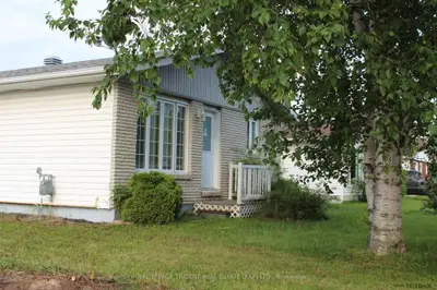 38 Ash Street, Kapuskasing, On P5n 3g8