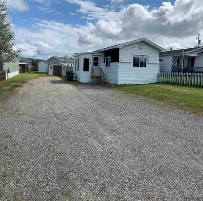 10 Ford Street, Cochrane, On P0l 1c0
