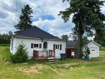 18 Cross Lake Road N, Temiskaming Shores, On P0j 1k0