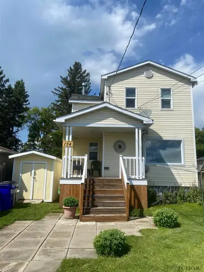 154 Floral Avenue, Timmins, On P4n 4h7
