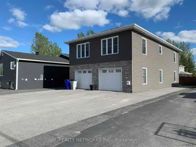 641 Lillian Avenue, Timmins, On P4n 3x2