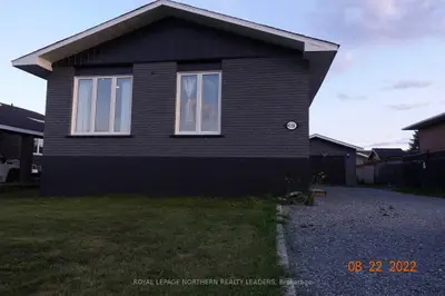158 Viscount Avenue, Timmins, On P4r 1c8