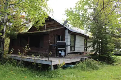 802 Eight Hundred Road, Sesekinika, On P0k 1s0