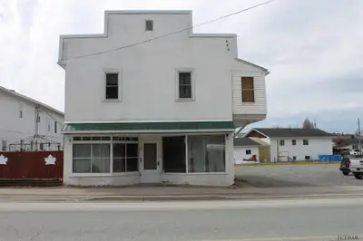 35 Government Road E, Kirkland Lake, On P2n 1a1