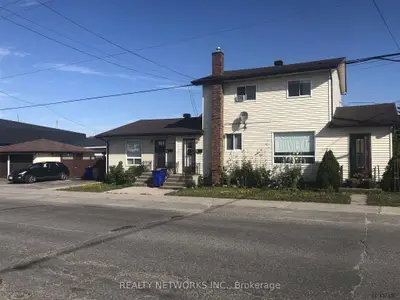 30 Kirby Avenue, Timmins, On P4n 1j1