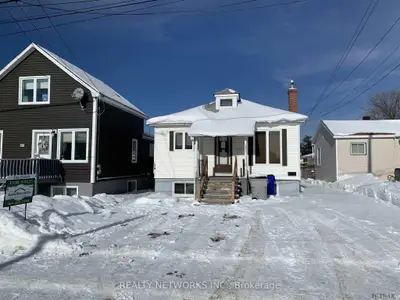 152-154 Montgomery Avenue, Timmins, On P4n 3g6