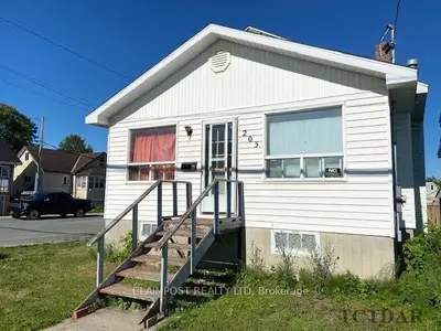 203 Maple Street N, Timmins, On P4n 6b9