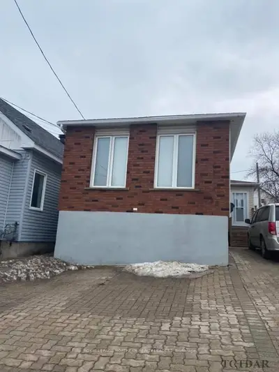 146 Pine Street N, Timmins, On P4n 6l1