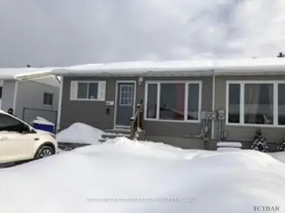 920 Suzanne Street, Timmins, On P4p 1a9
