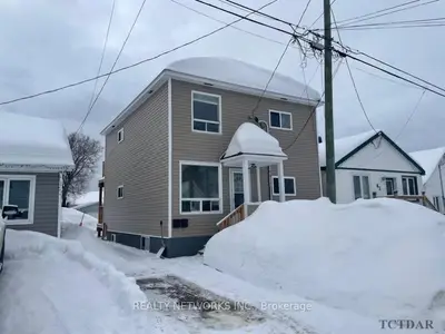 61 Crescent Avenue, Timmins, On P4n 4h9