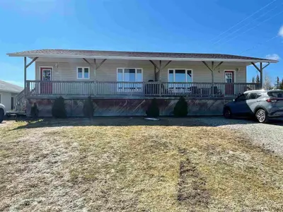 63, 65 Patricia Avenue, Cochrane, On P0l 1c0