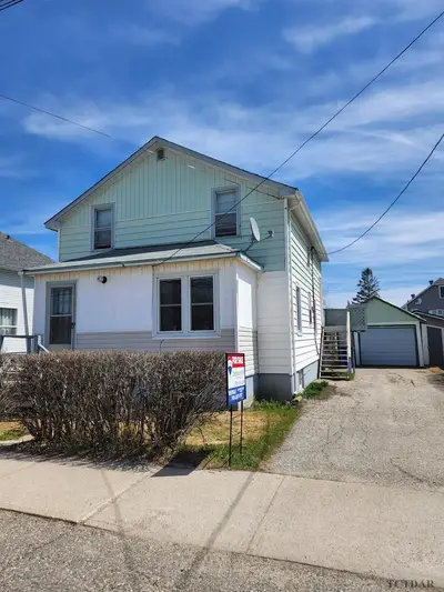 131 Crawford Avenue, Timmins, On P0n 1h0