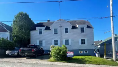 391-399 Murdock Avenue, Timmins, On P4n 5t9