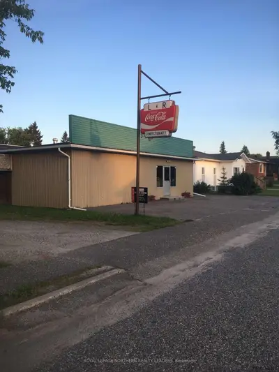 412 Tenth Avenue, Cochrane, On P0l 1c0