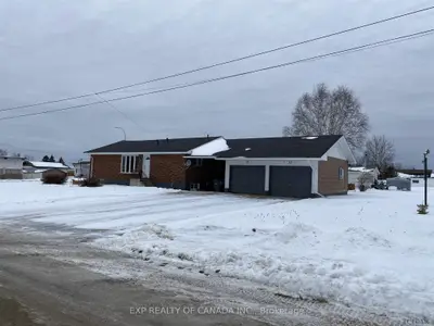 204 Elaine Avenue, Smooth Rock Falls, On P0l 2b0