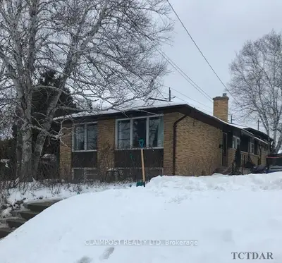 468-472 Patricia Boulevard, Timmins, On P4n 6y8