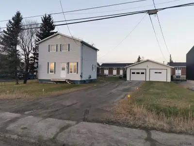 204 Government Road, Kapuskasing, On P5n 2x1