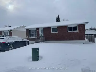 23 Carleton Place, Timmins, On P4n 7p9