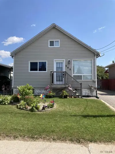 242 Norman Street, Timmins, On P4n 4b1