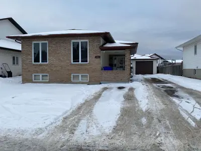80 Victoria Avenue, Timmins, On P4n 8k5