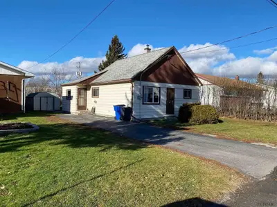 230 May Street N, Temiskaming Shores, On P0j 1p0