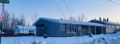 25 Superior Street, Kapuskasing, On P5n 2c3